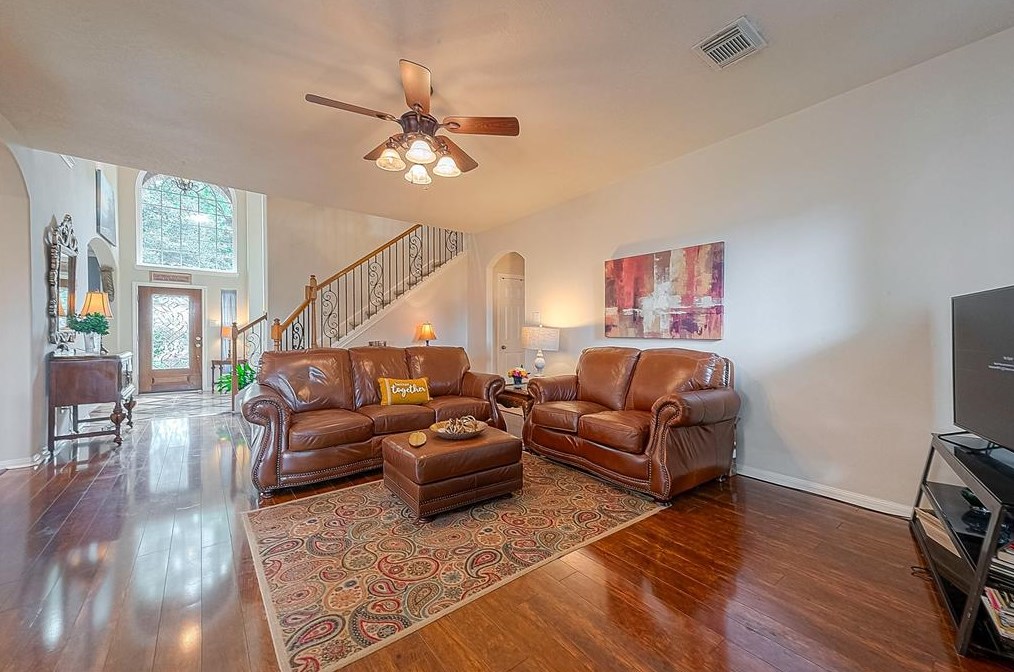 18526 Catamaran Dr, Humble TX 77346-8054 exterior