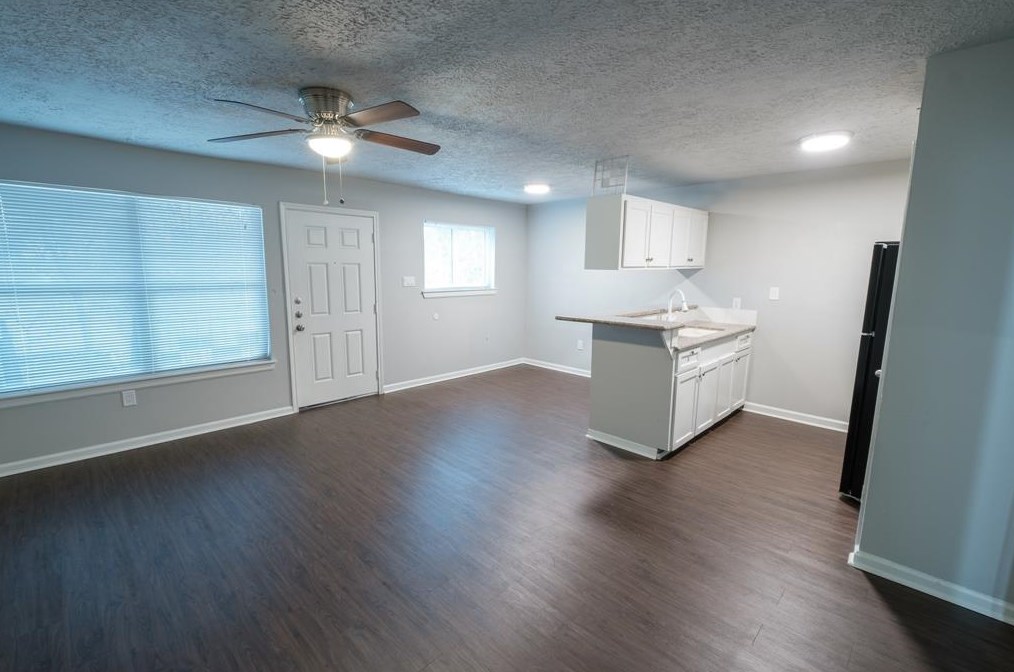 6519 Sloan #6, Houston, TX 77087