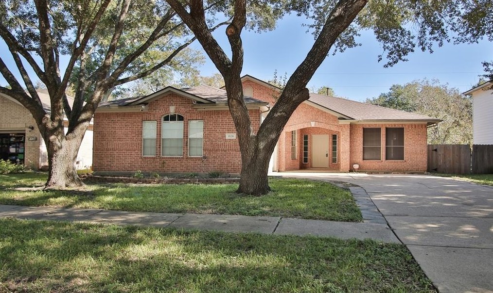 1126 Colonial Heights Dr, Richmond, TX 77406