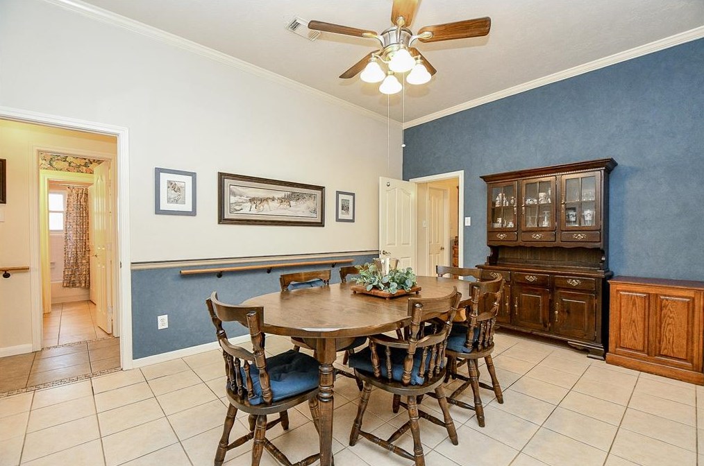 3419 Windcrest Ct, Pearland TX  77581-6455 exterior