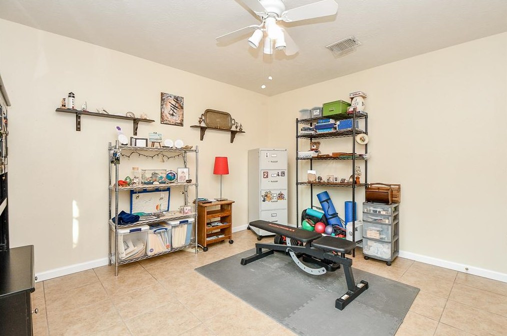 3419 Windcrest Ct, Pearland TX  77581-6455 exterior