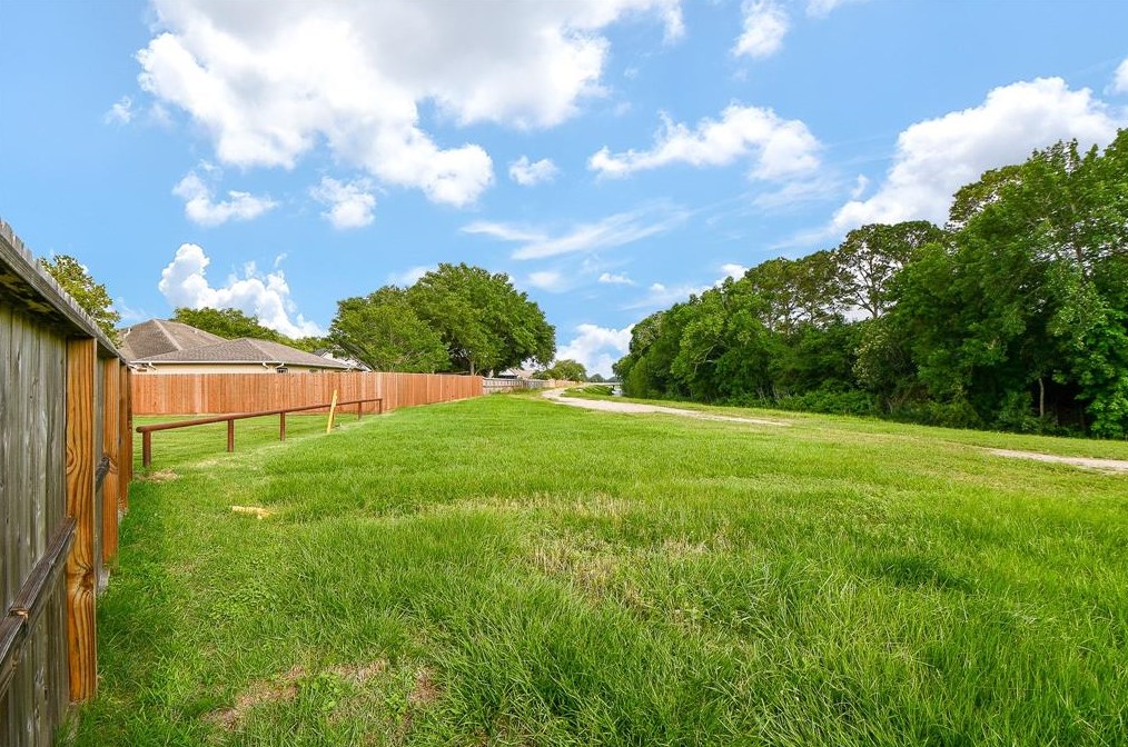 3419 Windcrest Ct, Pearland TX  77581-6455 exterior