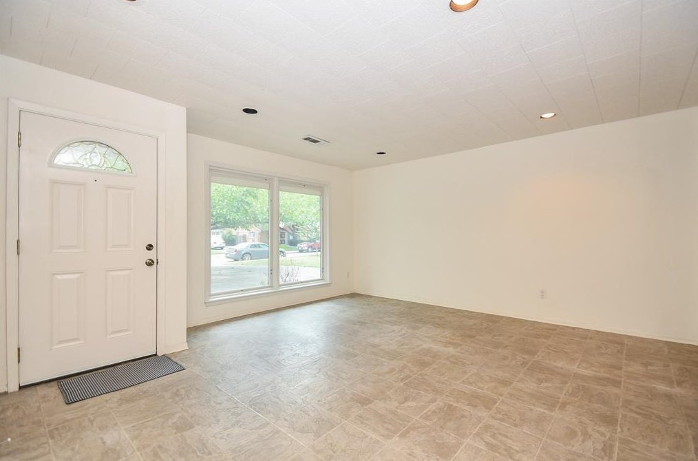 11723 Perry Ave, Houston, TX 77071-3421