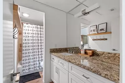 2100 Tanglewilde Street #422, Houston, TX 77063 - Photo 12