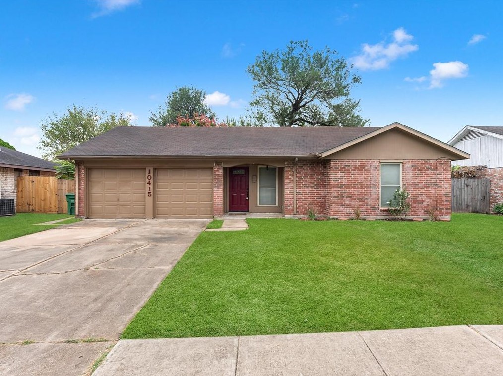 10415 Kirkdale Dr, Houston, TX 77089