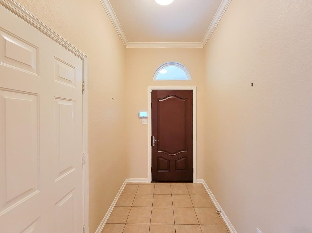 2003 Creek Shore Ln, Pearland, TX 77581