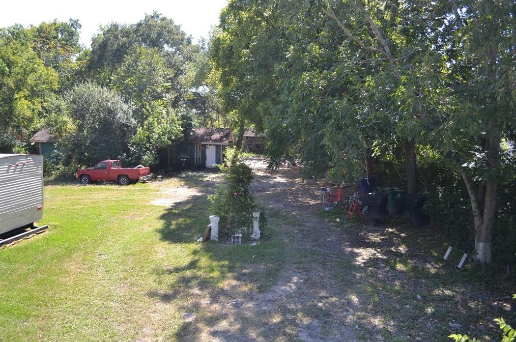 4918 Almeda Genoa Rd, Houston TX  77048-4711 exterior