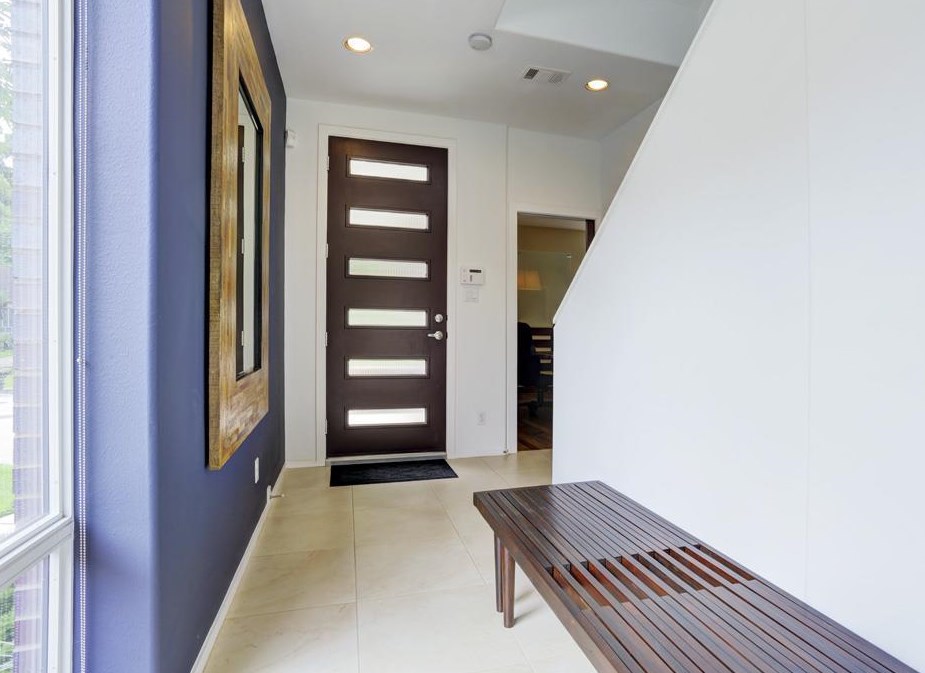 1300 Peden St, Houston TX  77006-1124 exterior