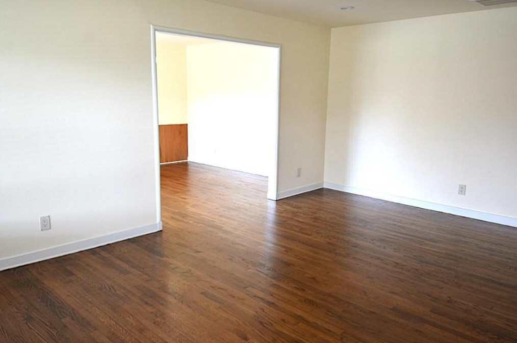 4002 Martinshire Dr, Houston TX  77025-3917 exterior