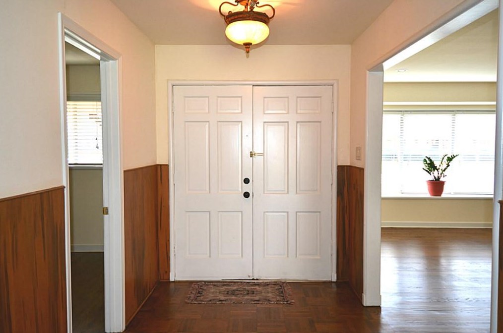 4002 Martinshire Dr, Houston, TX 77025