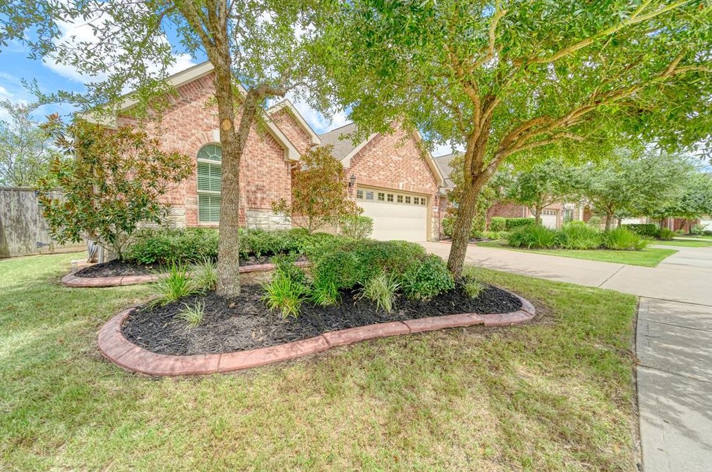 9526 E Nightingale Hill Ln, Katy, TX 77494
