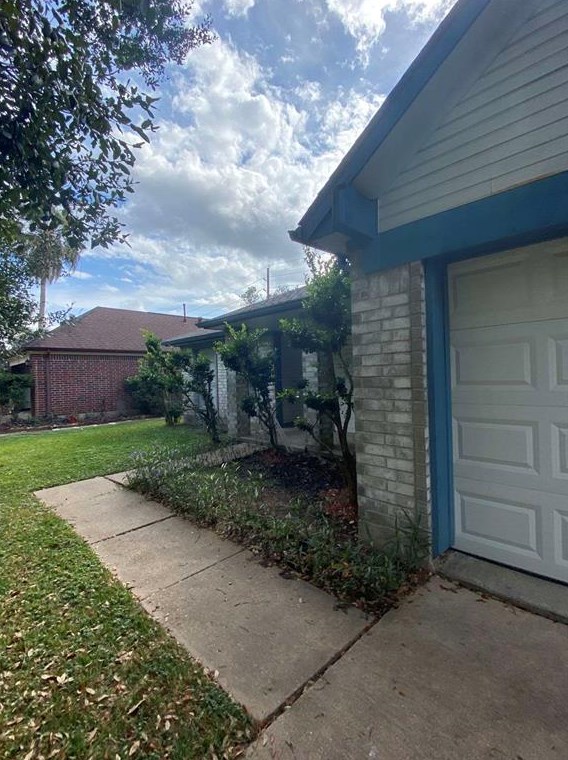 16423 Pradera Dr, Houston, TX 77083