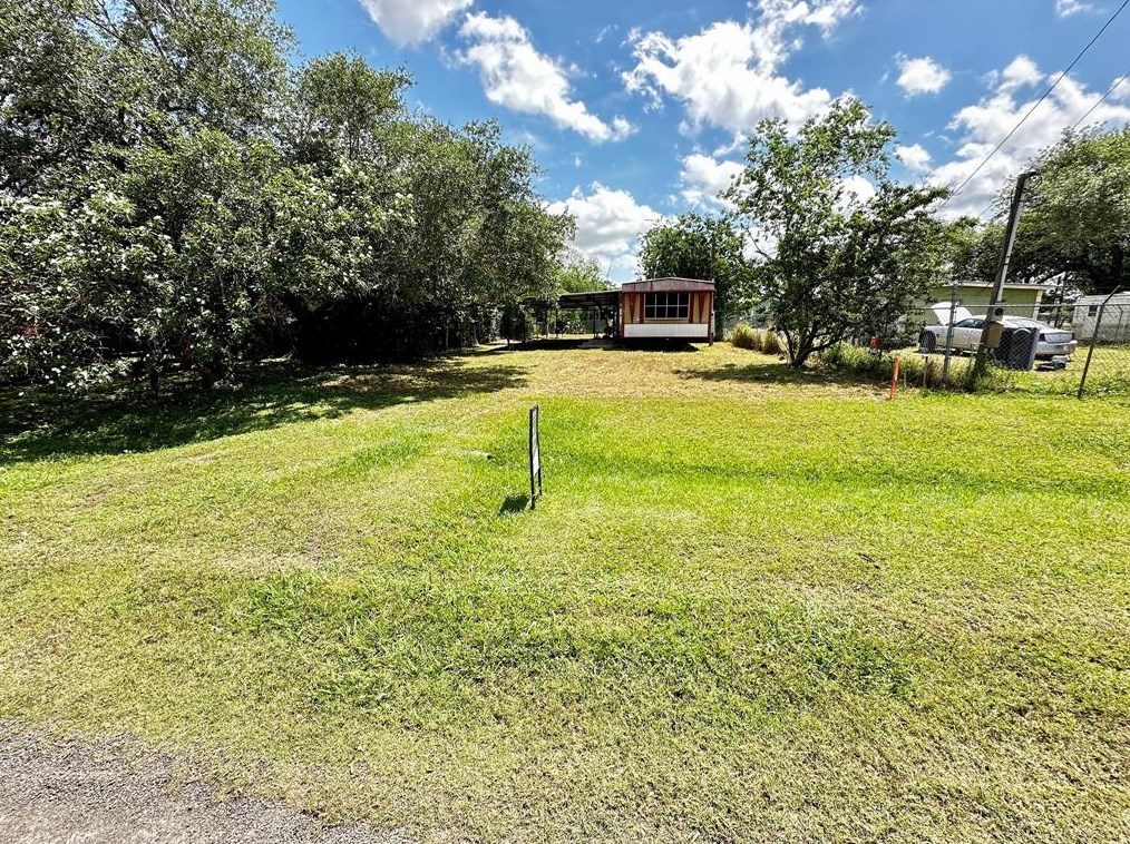 209 Osage St, Refugio, TX 78377-3332