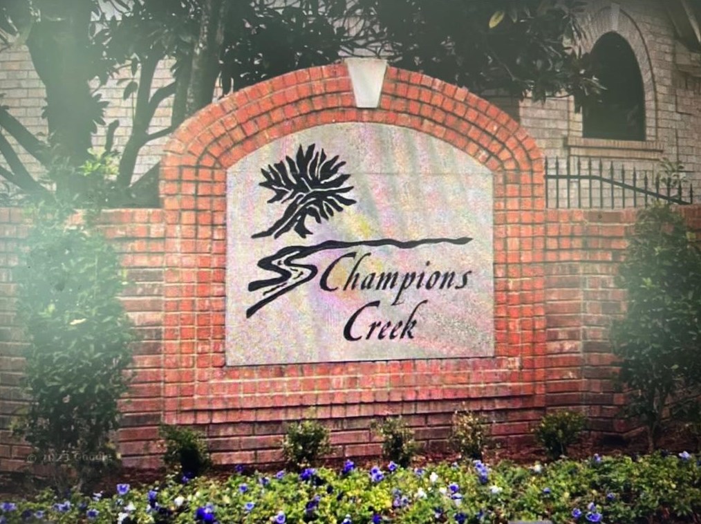 14239 Champions Dr, Houston TX  77069-1340 exterior