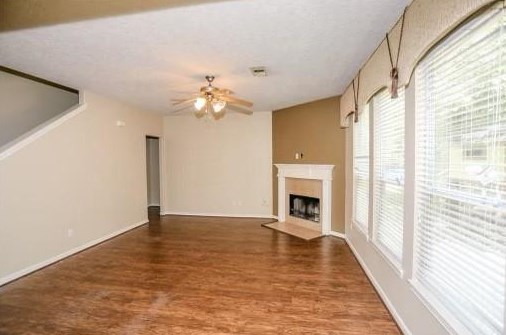3502 White Oak Point Dr, Conroe, TX 77304