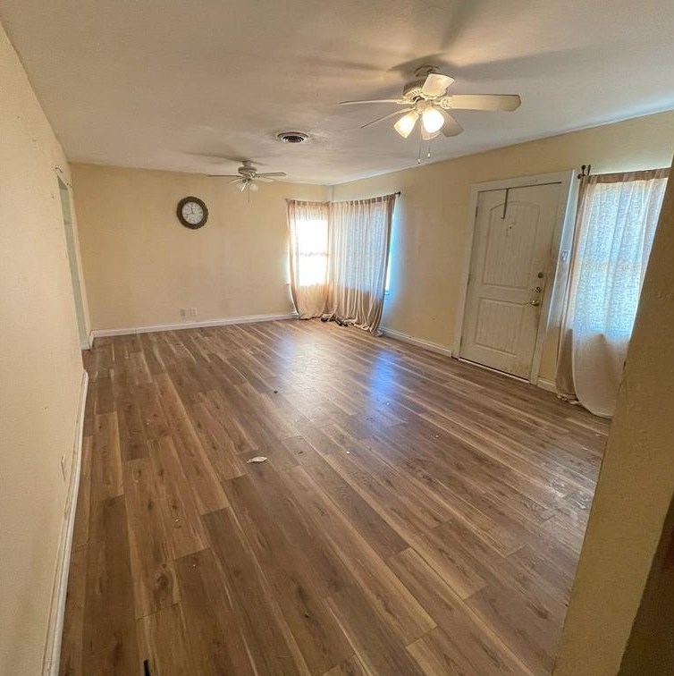 7123 Ave Q 1/2, Galveston, TX 77551
