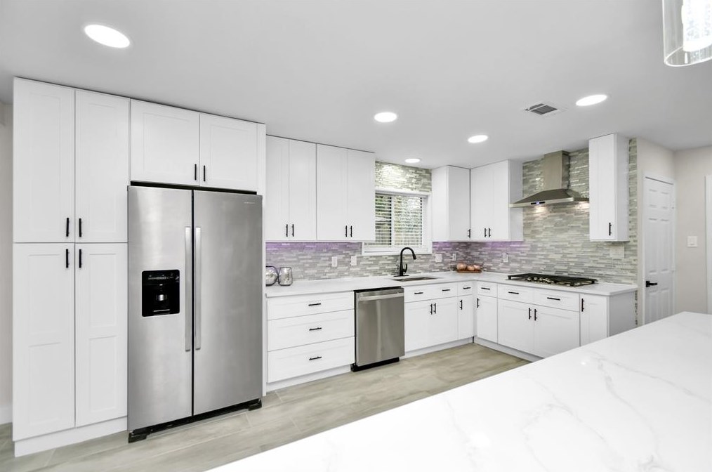 5510 Braesvalley Dr, Houston TX  77096-2911 exterior