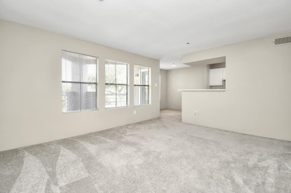 1201 Enterprise Ave #615, League City, TX 77573