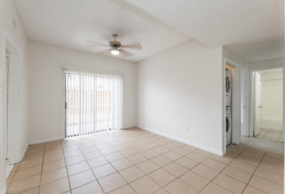 3755 Thistlemont Dr, Houston, TX 77042-5830
