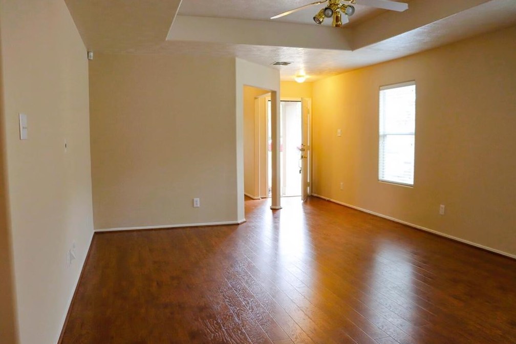 23927 Kingbriar Dr, Spring TX  77373-2284 exterior