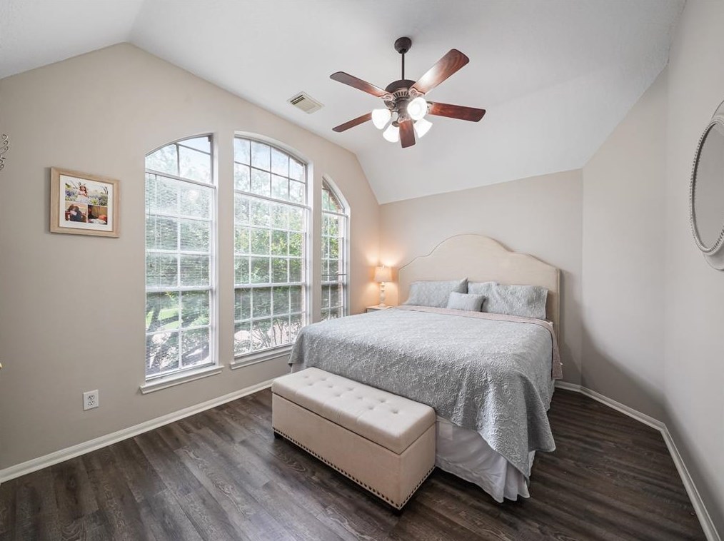 1370 Remington Crst Dr, Houston TX  77094-2948 exterior