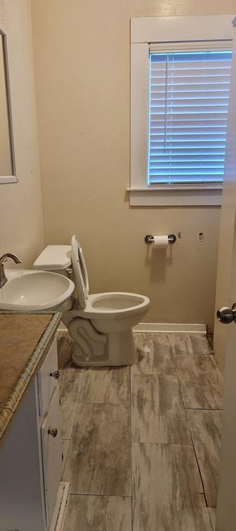916 Nadine, Houston TX  77009-2443 exterior