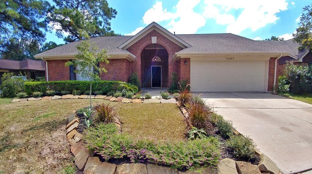 5227 Clarkston Ln, Spring, TX 77379