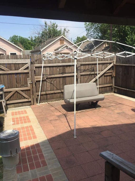 637 Boyles St, Houston TX  77020-5370 exterior