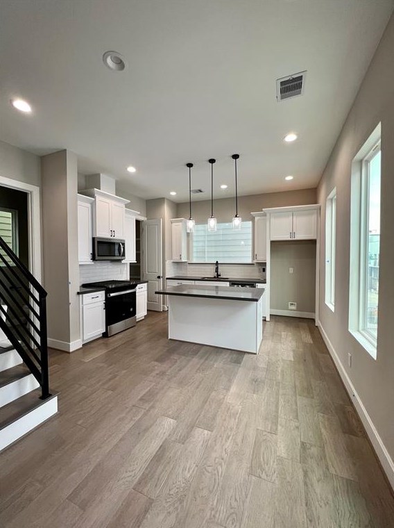 1439 25th St, Houston TX  77008-1619 exterior