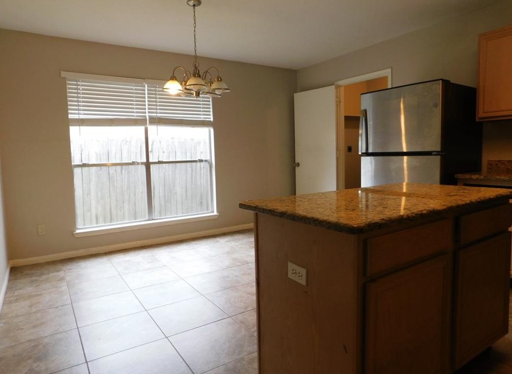 19514 Elmtree Estates Dr, Katy, TX 77449-4326