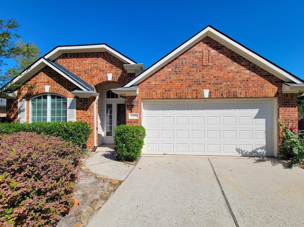 25306 Powerline Pass Dr, Spring, TX 77373
