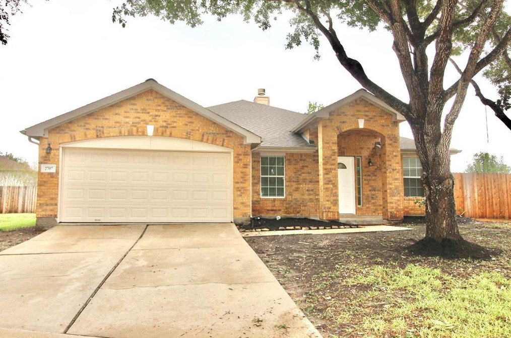 2707 Manorfield Ct, Sugar Land, TX 77479-8844