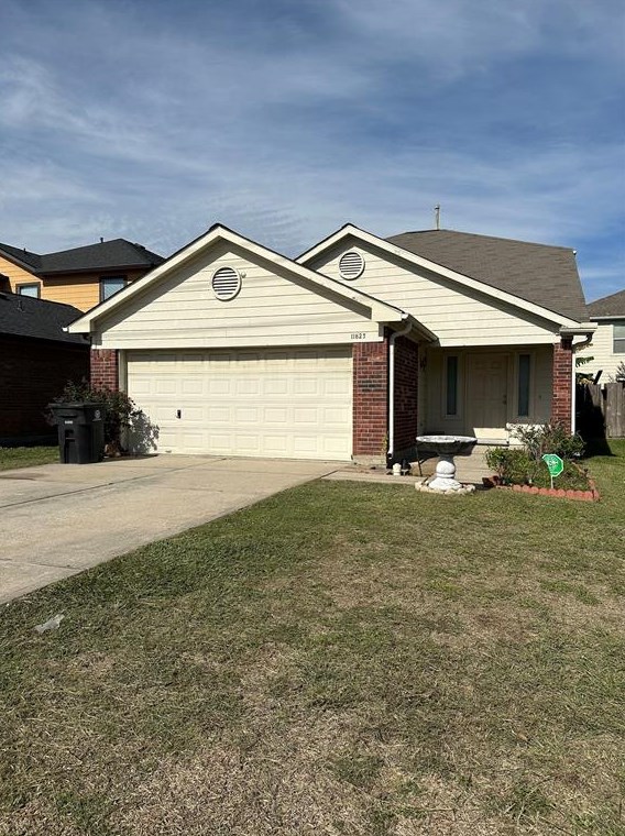 11823 Palmdate St, Houston, TX 77034
