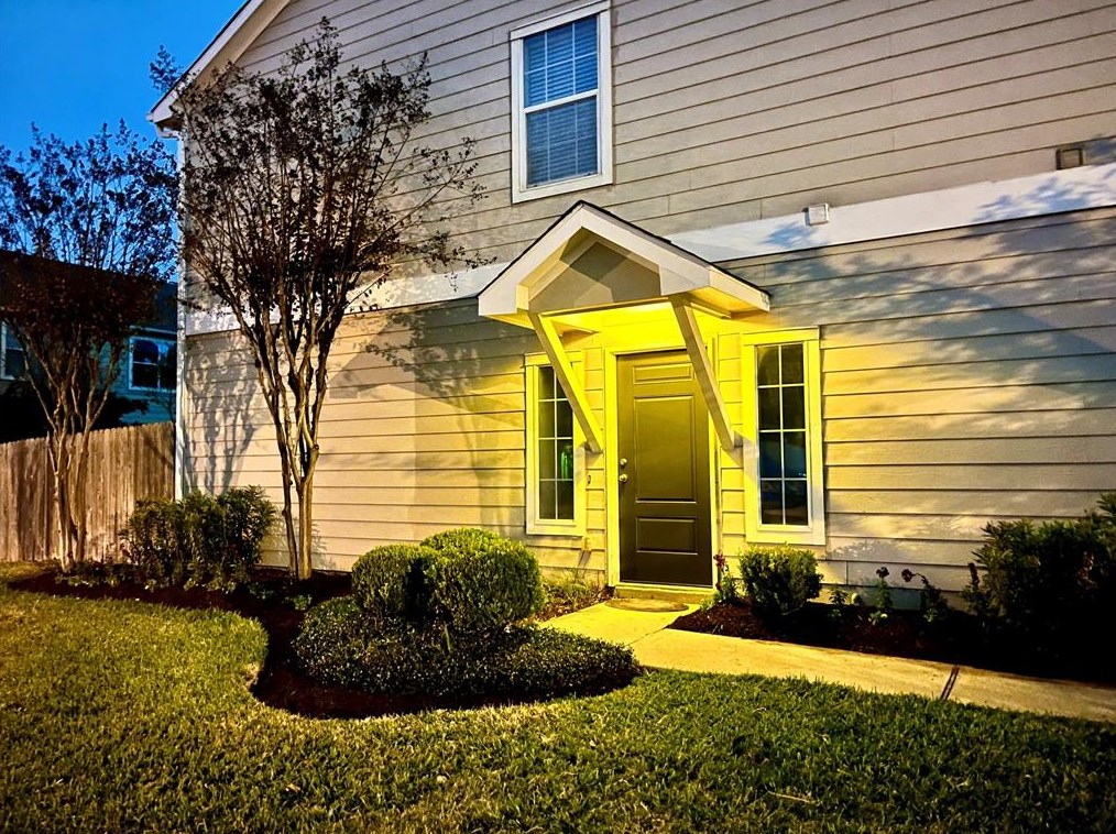 8303 Gros Ventre Ln, Houston, TX 77095