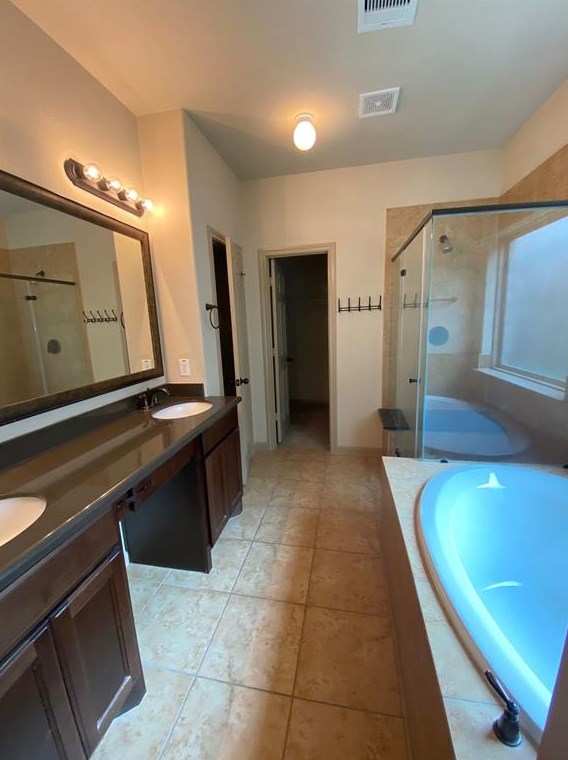 51 N Marshside Pl, Spring, TX 77389