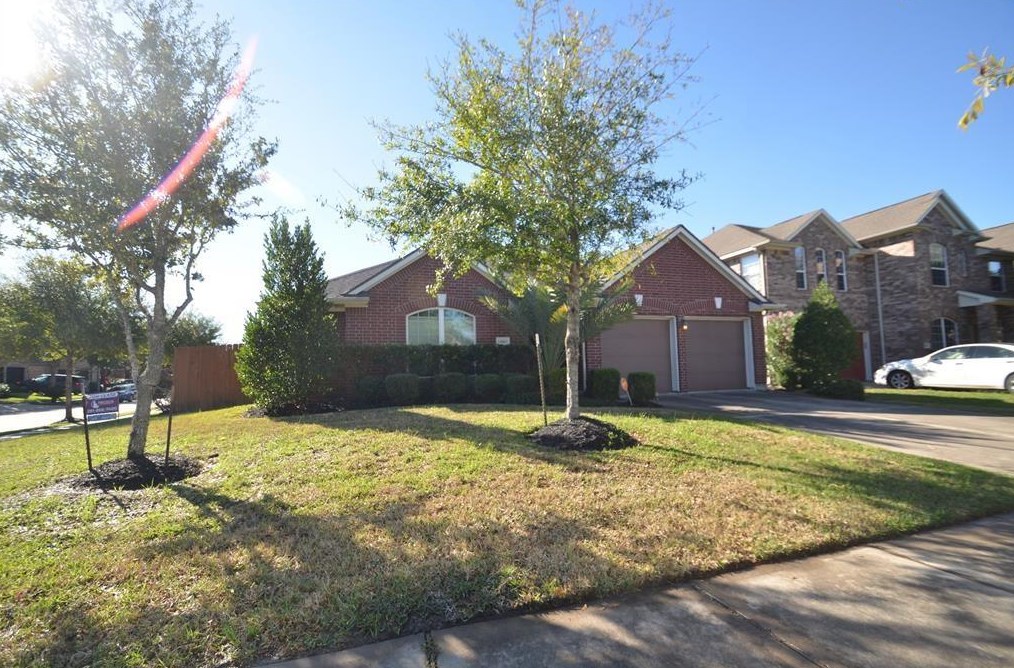 16803 Adelaide Dr, Richmond, TX 77407