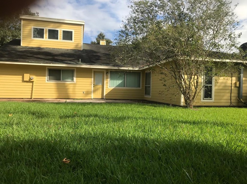 17415 Mallett St, Crosby, TX 77532-4064