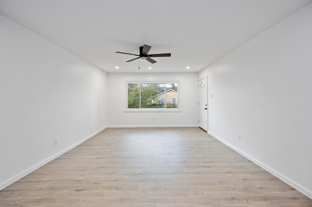 7640 Crofton St, Houston TX  77028-1306 exterior
