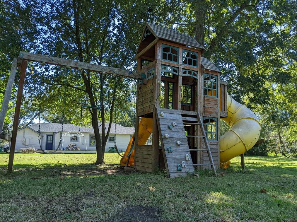7415 Cayton St, Houston TX  77061-2764 exterior