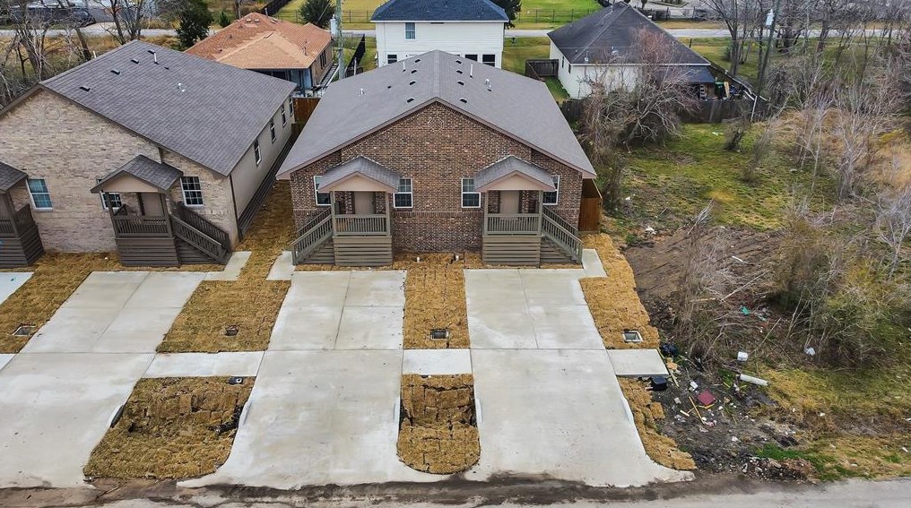 5405 Groveton St, Houston, TX 77033-4202