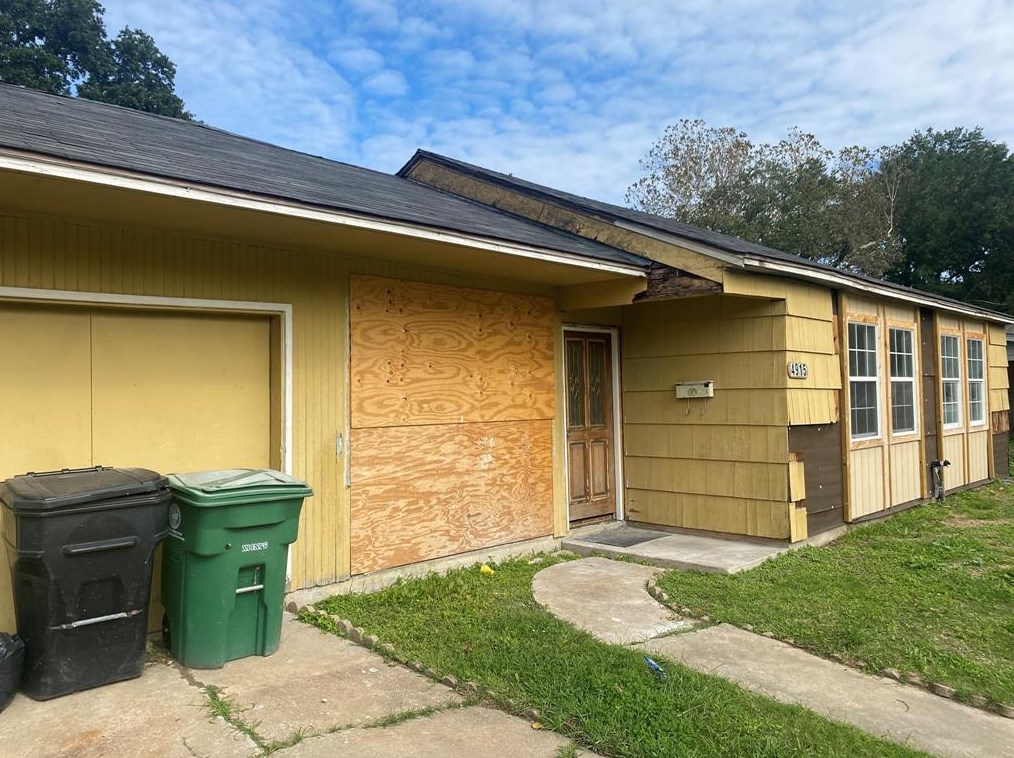 4915 Andrea St, Houston TX  77021-5107 exterior