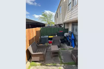 7819 Leonora Street, Houston, TX 77061 - Photo 12