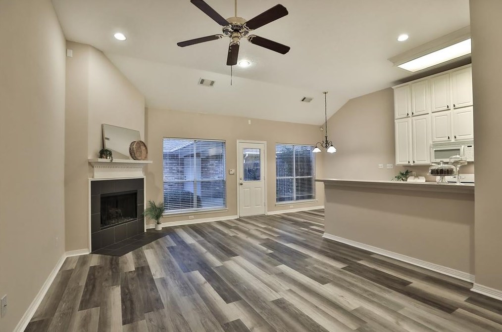 10826 Norchester Village Dr, Houston, TX 77070-3922