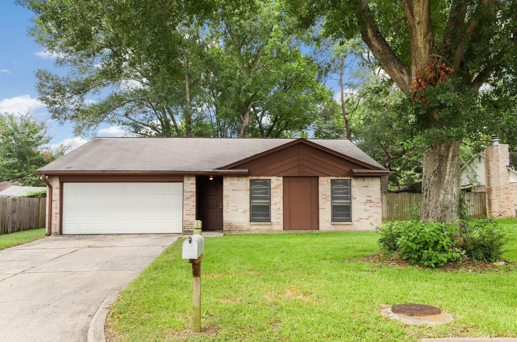 23811 Firegate Dr, Spring, TX 77373-8514