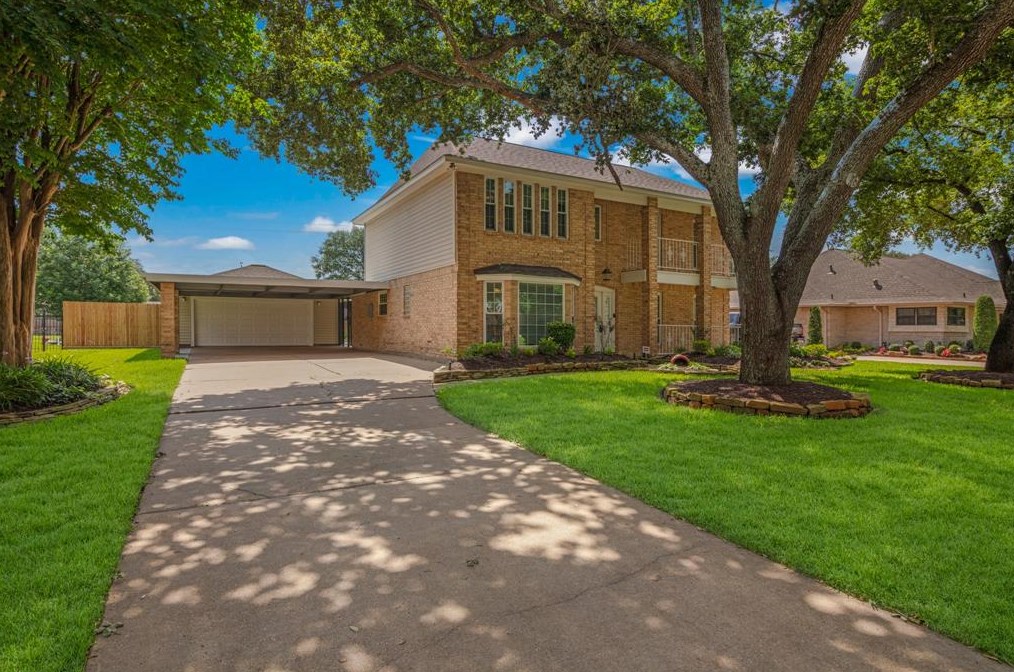 2309 Erin Glen Ct, Deer Park, TX 77536-3925