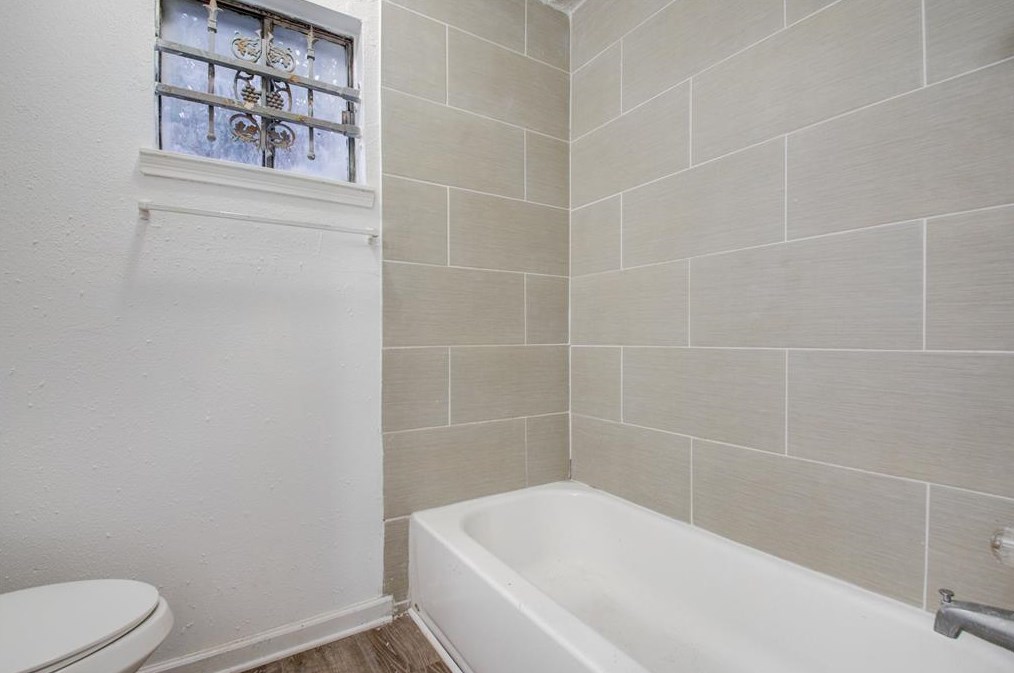 13146 Crystal Cv Dr, Houston TX  77044-1813 exterior