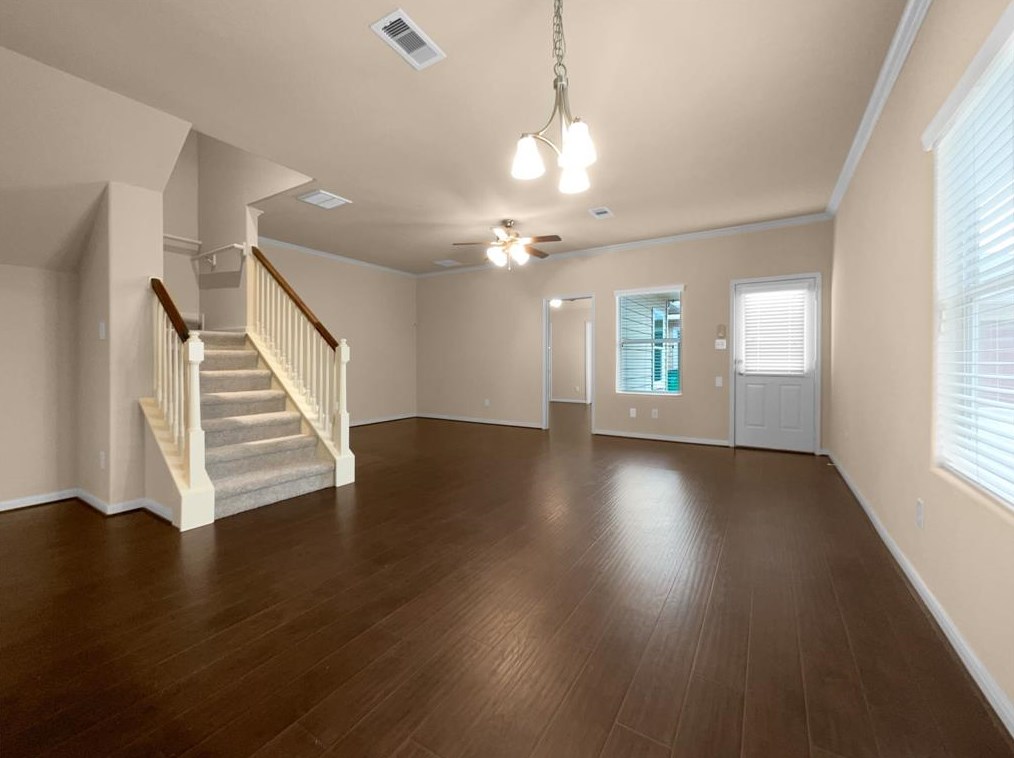 16762 Mammoth Springs Dr, Houston, TX 77095