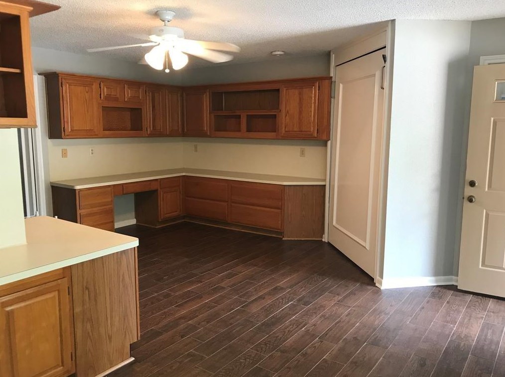 1311 Antoine Dr #159, Houston, TX 77055
