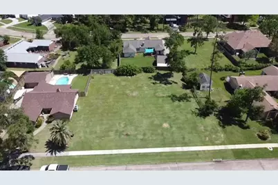 1002 Oak Leaf Street, La Porte, TX 77571 - Photo 6