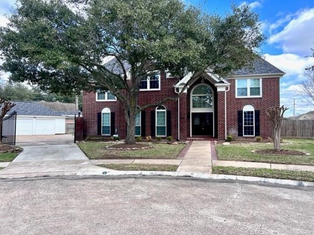 10 Burwick St, Sugar Land, TX 77479
